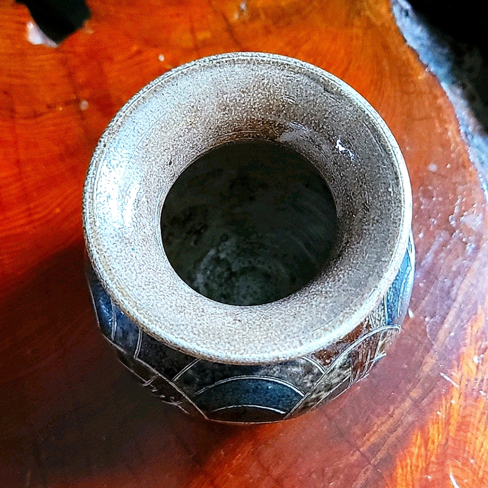 Artisan Made, Hand Thrown Pottery Jug Vase - Picture 4 of 4